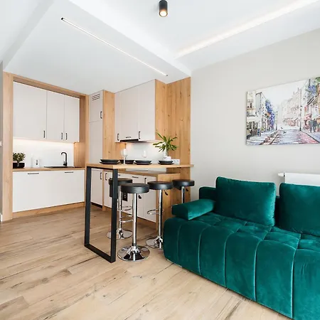 Krakowiak Apartment 65-2